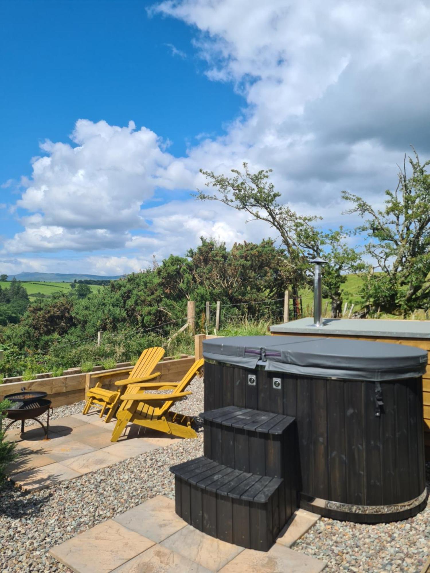Luxury Glamping Pods - The Heft & The Hirsel Lejlighed Glasgow Eksteriør billede
